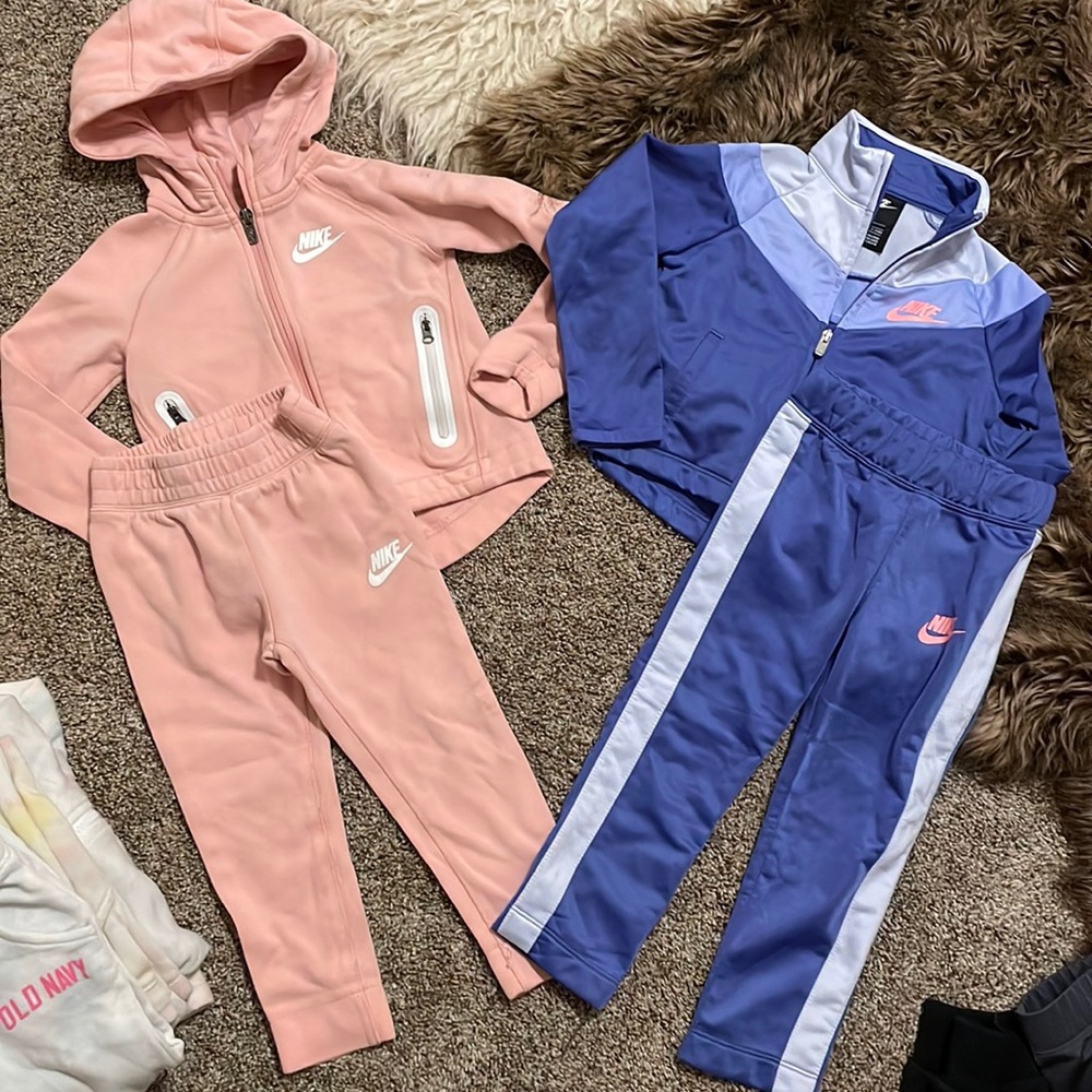 Nike bundle, girls size 3T